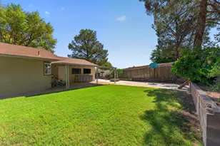 1690 E Maplewood Way, Saint George, UT 84790 - Photo 14