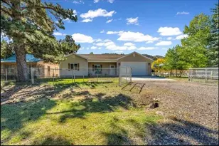 358 E Main St, Pine Valley, UT 84781 - Photo 30