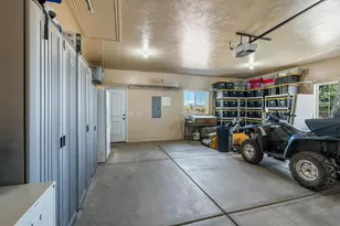 522 S 200 E St, Enterprise, UT 84725 - Photo 20