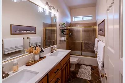 1749 S 1480 East Cir, Saint George, UT 84790 - Photo 34