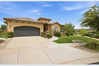 628 N Sugar Plumb Ln, Washington, UT 84780 - Photo 2