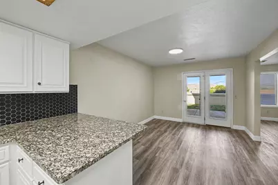 10 N Valley View Dr #110, Saint George, UT 84770 - Photo 16