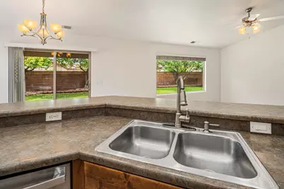1324 N 2130 St W, Saint George, UT 84770 - Photo 10