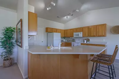1610 W 100 N #1, Saint George, UT 84770 - Photo 16