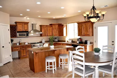 1082 E Matchstick Way, Cedar City, UT 84721 - Photo 12