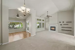 39 N Valley View Dr, Saint George, UT 84770 - Photo 8