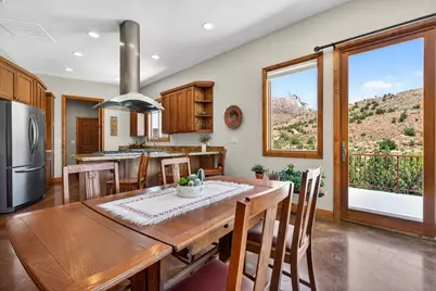 2907 Zuni Cir, Springdale, UT 84767 - Photo 12