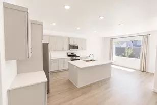 1671 S Cedar Mesa Dr, Washington, UT 84780 - Photo 8