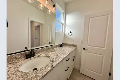 127 N 2480 W, Hurricane, UT 84737 - Photo 12