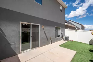 1563 S Topaz Dr, Cedar City, UT 84720 - Photo 32