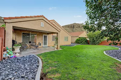 2426 S 770 W, Hurricane, UT 84737 - Photo 8