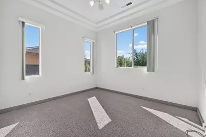 2368 E 240 S, Saint George, UT 84790 - Photo 14