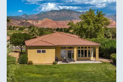 1019 W Shadow Ridge Dr, Washington, UT 84780 - Photo 32