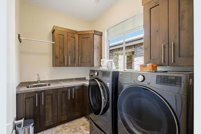 2356 S 1300 W, Saint George, UT 84770 - Photo 22