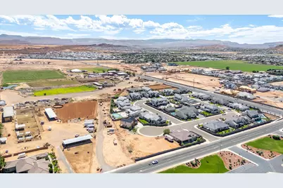 711 E Crew Ct, Washington, UT 84780 - Photo 14
