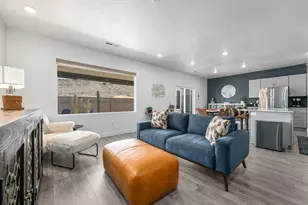 1887 S Wolverine Way, Washington, UT 84780 - Photo 8