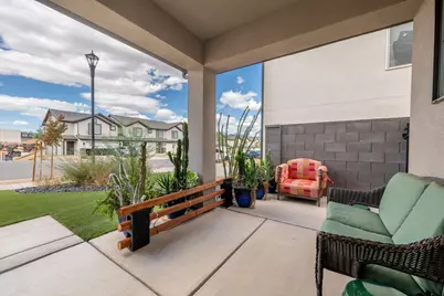 1887 S Wolverine Way, Washington, UT 84780 - Photo 2