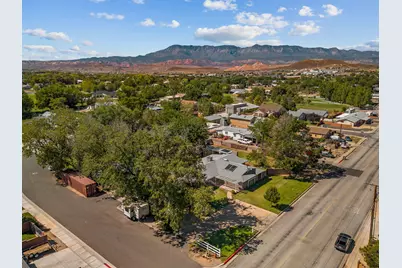 680 S 180 W, Hurricane, UT 84737 - Photo 46
