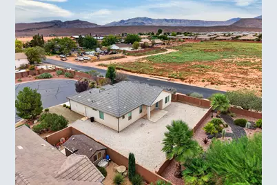 11 E 640 S, Ivins, UT 84738 - Photo 4