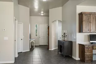 279 E Memory Ln, Washington, UT 84780 - Photo 4
