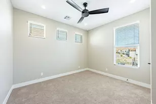 3562 E Amanecer Ln, Washington, UT 84780 - Photo 18