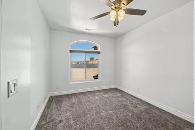 74 N Cliffside Dr, Washington, UT 84780 - Photo 10