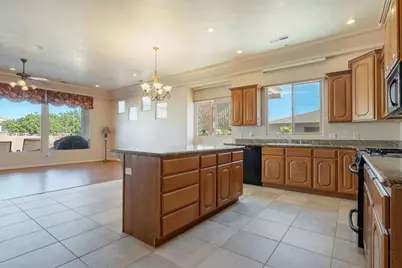 215 S 2200 E, Saint George, UT 84790 - Photo 26