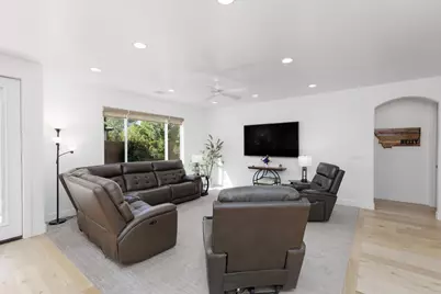 2334 E Crimson Ridge Dr, Saint George, UT 84790 - Photo 6