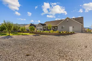 563 E 5020 N, Enoch, UT 84721 - Photo 38
