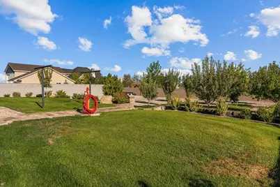 563 E 5020 N, Enoch, UT 84721 - Photo 34