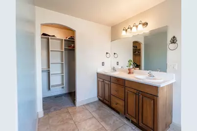 19 E 820 S, Cedar City, UT 84720 - Photo 8