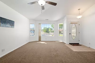 560 W 100 S, Hurricane, UT 84737 - Photo 6