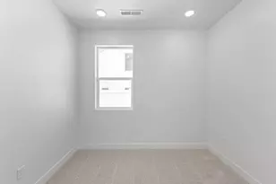 336 W Rosie Lp, Cedar City, UT 84721 - Photo 8