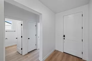 355 W Rosie Lp, Cedar City, UT 84721 - Photo 4