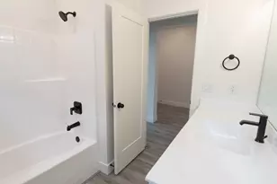 344 W Rosie Lp, Cedar City, UT 84721 - Photo 4