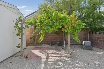 1133 E McKinley Way, Saint George, UT 84790 - Photo 36