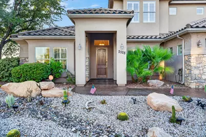 2528 S 2070 East Cir, Saint George, UT 84790 - Photo 6