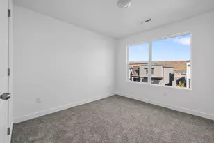 1966 S Queens Gdn Dr, Washington, UT 84780 - Photo 16