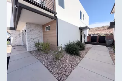 738 E Desert Cactus Dr #104, Washington, UT 84780 - Photo 2
