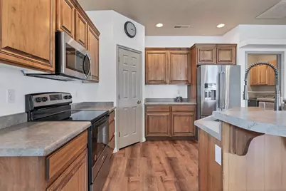 2050 W Canyon View Dr #241, Saint George, UT 84770 - Photo 4