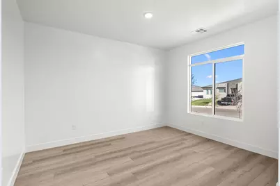 1673 S 3725 W, Hurricane, UT 84737 - Photo 12