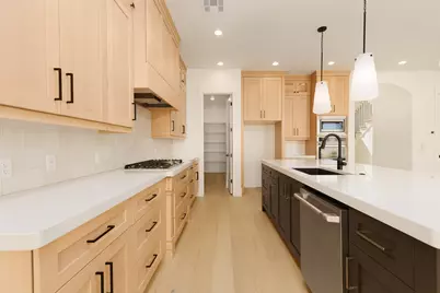 2881 E Yavin Way, Saint George, UT 84790 - Photo 8