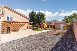 1883 S 20 E, Washington, UT 84780 - Photo 34