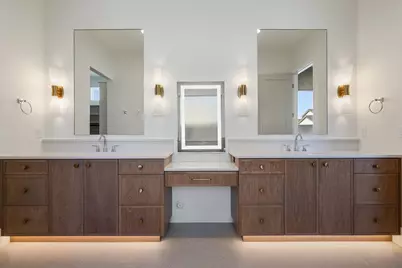 4714 S 380 E, Washington, UT 84780 - Photo 16