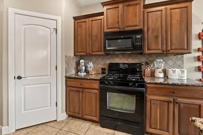 1145 S White Sands Dr, Washington, UT 84780 - Photo 14