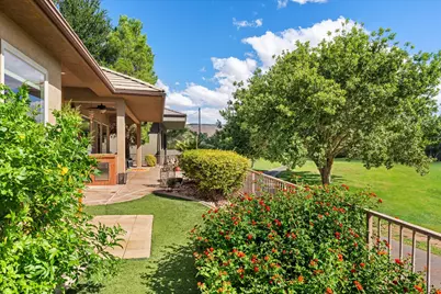 2083 W Monterey Dr, Saint George, UT 84770 - Photo 32