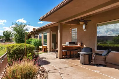 2083 W Monterey Dr, Saint George, UT 84770 - Photo 34