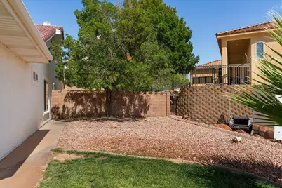 1075 E 1720 S, Saint George, UT 84790 - Photo 26