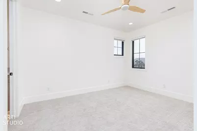 2934 E Seegmiller Dr, Saint George, UT 84790 - Photo 32