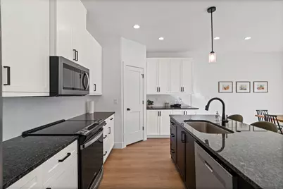 690 E Desert Cactus Dr, Washington, UT 84780 - Photo 16